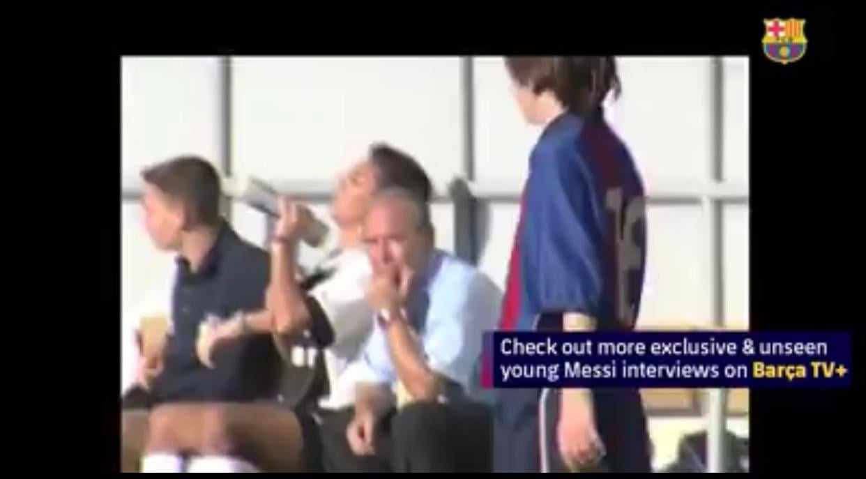 Segunda fotografía del encuentro de 2001 entre el F.C. Barcelona y la Escuela de Fútbol Líder de Murcia
